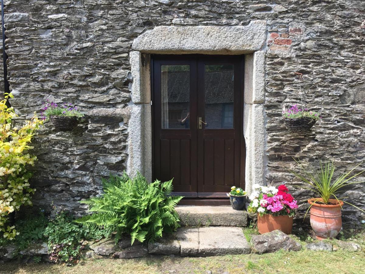 Bay Cottage & Bay Stables Torpoint Exterior photo